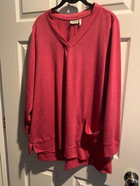 LOGO Lounge by Lori Goldstein French Terry Top with V-neck and Pocket Size 1X